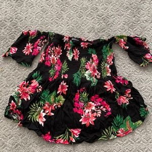Floral off shoulder crop top